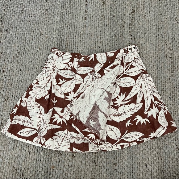 Urban Outfitters Tropical Print Pleated Wrap Skirt - Picture 3 of 6